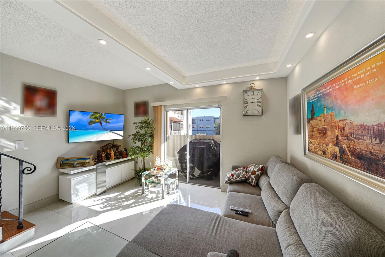 VILLA CATALINA CONDO - Residential