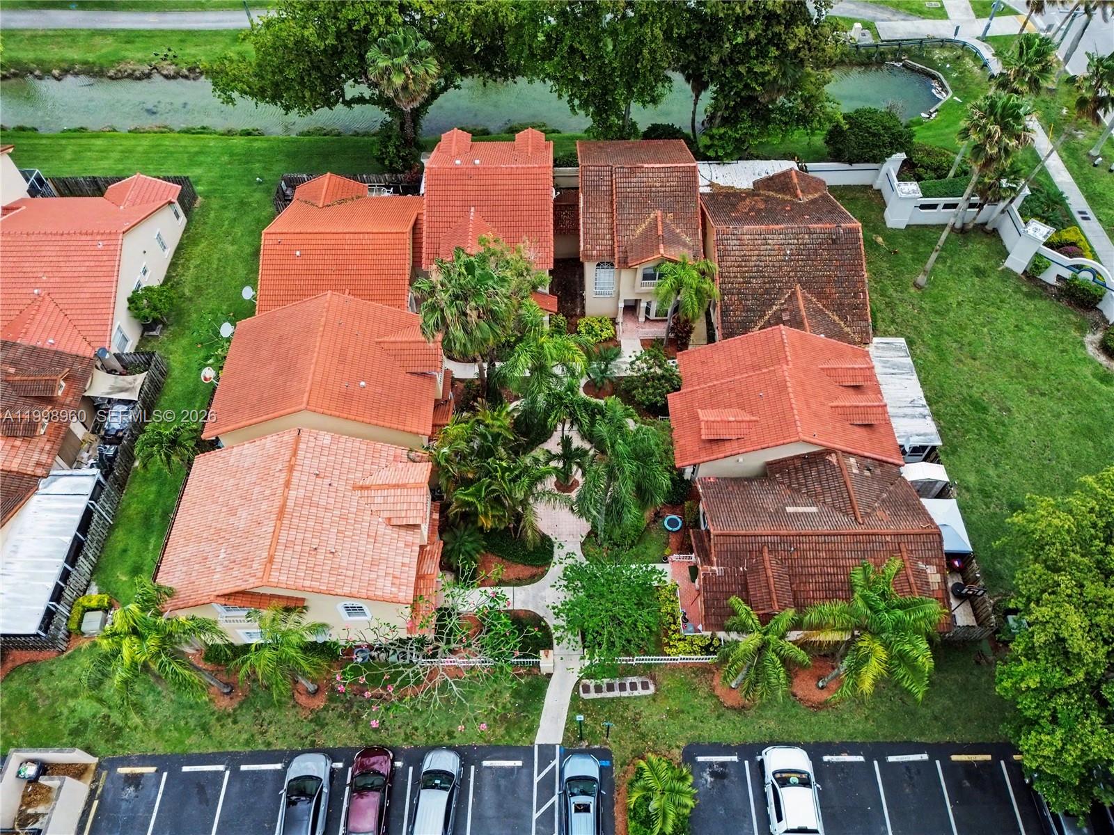 WINDY POINTE CONDO NO 63 - Residential