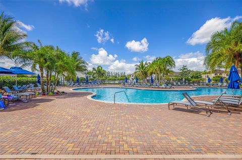 Tiny photo for 9381 W 33rd Ln, Hialeah, FL 33018 (MLS # A12026844)