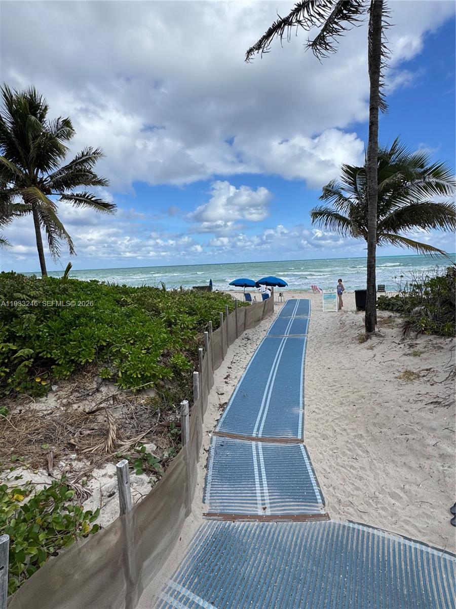 HEMISPHERES CONDO - Residential