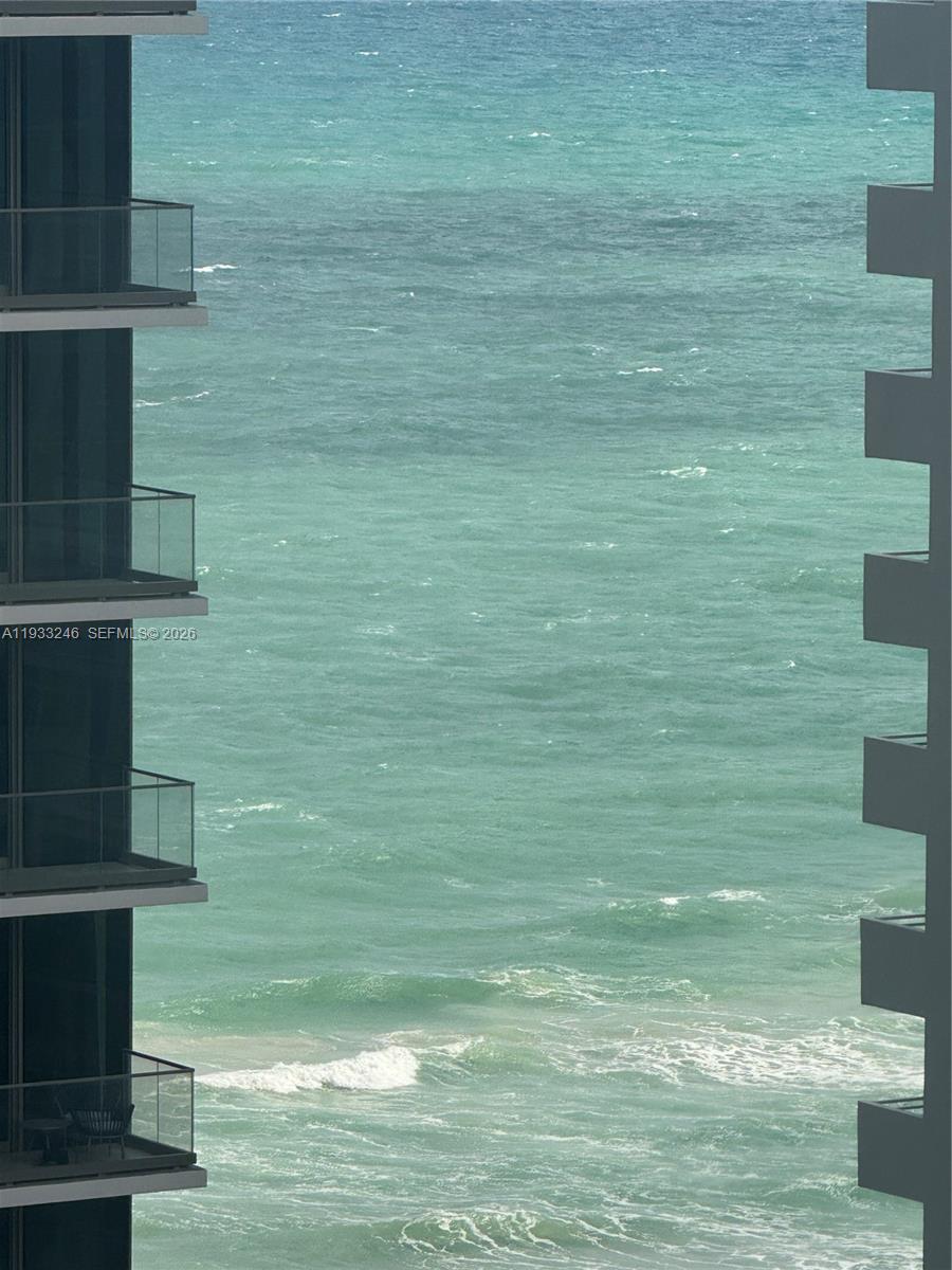 HEMISPHERES CONDO - Residential