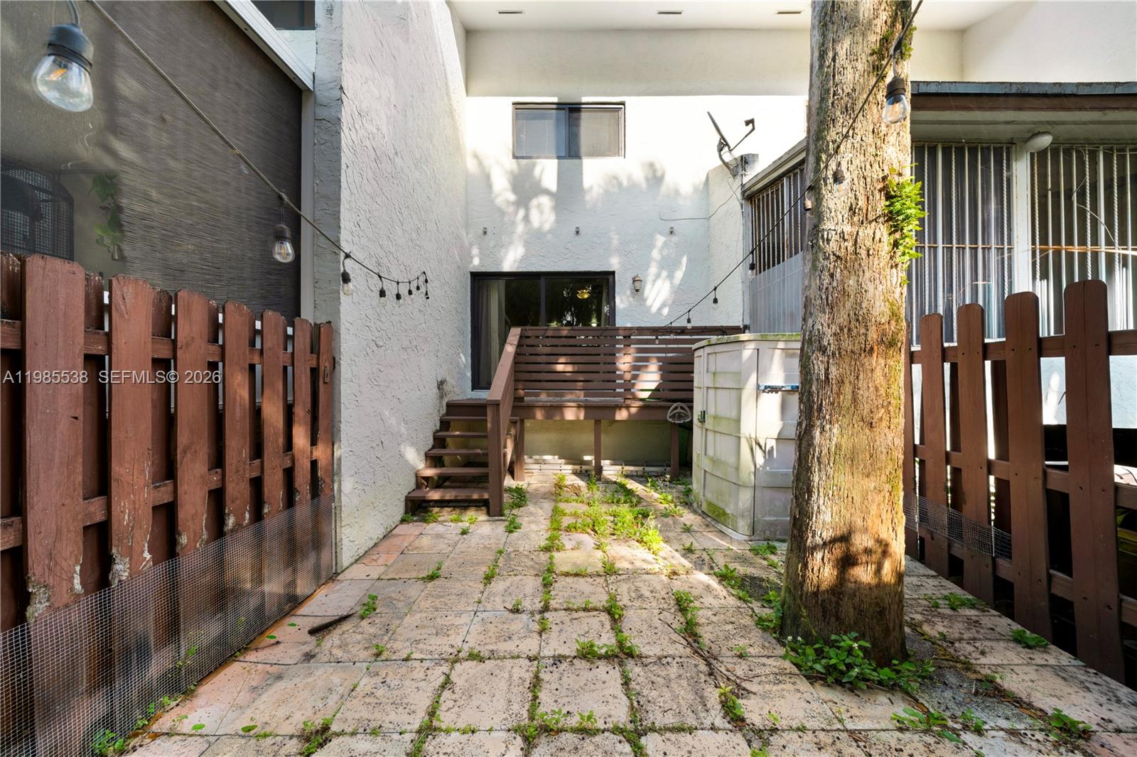 RIVER CLUB TOWNHOUSE COND - Residential