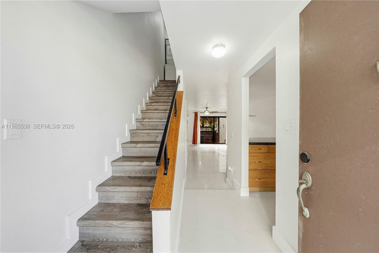 RIVER CLUB TOWNHOUSE COND - Residential