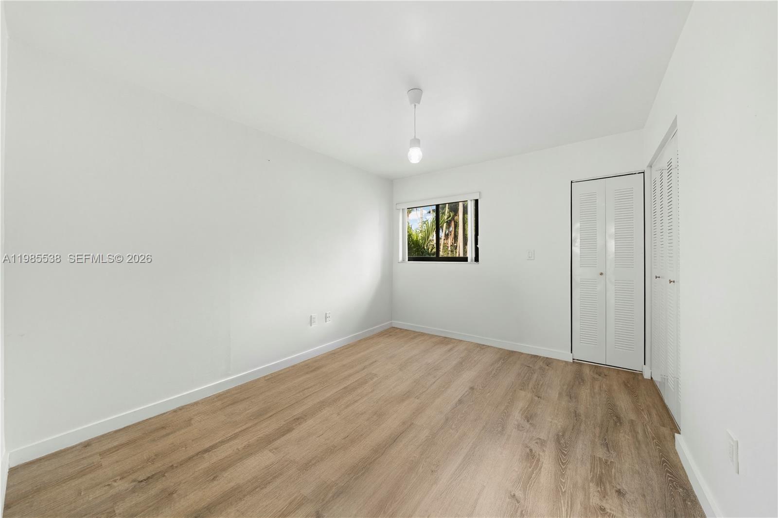 RIVER CLUB TOWNHOUSE COND - Residential