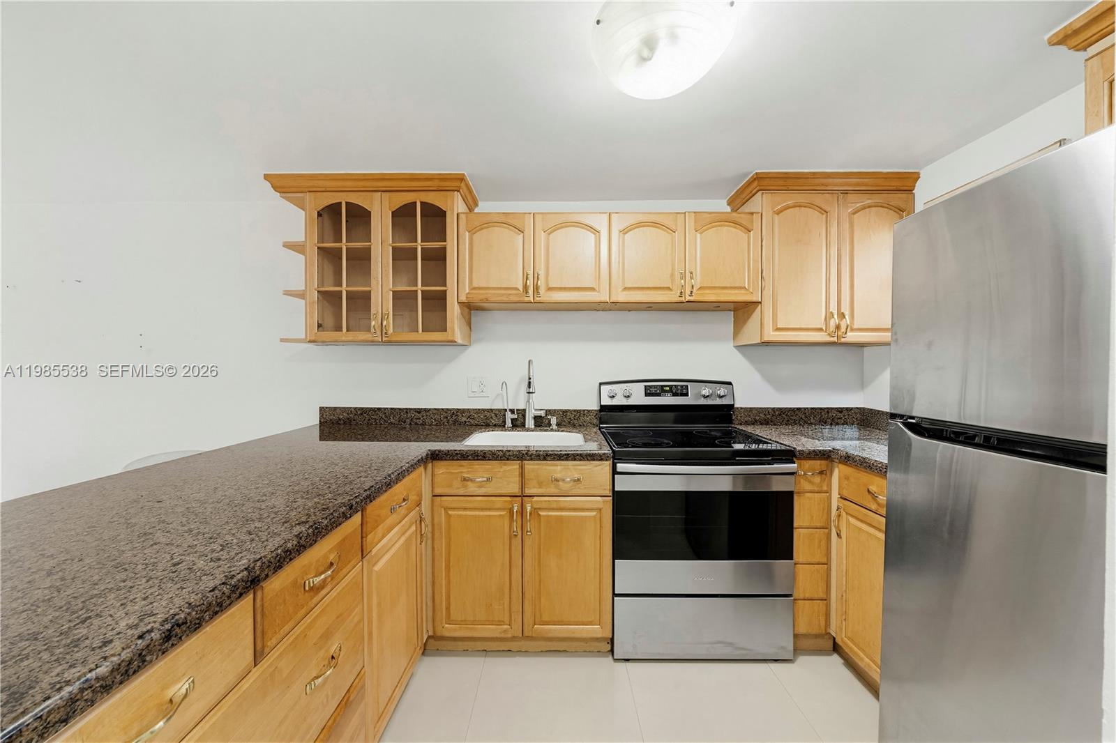 RIVER CLUB TOWNHOUSE COND - Residential