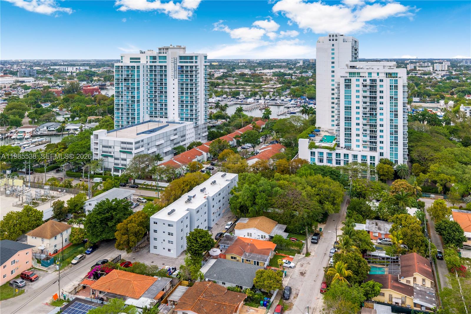 RIVER CLUB TOWNHOUSE COND - Residential