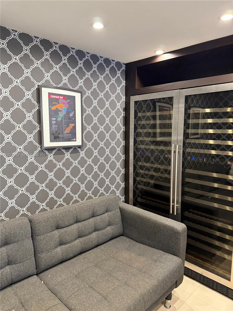 825 Brickell Bay Dr 1151