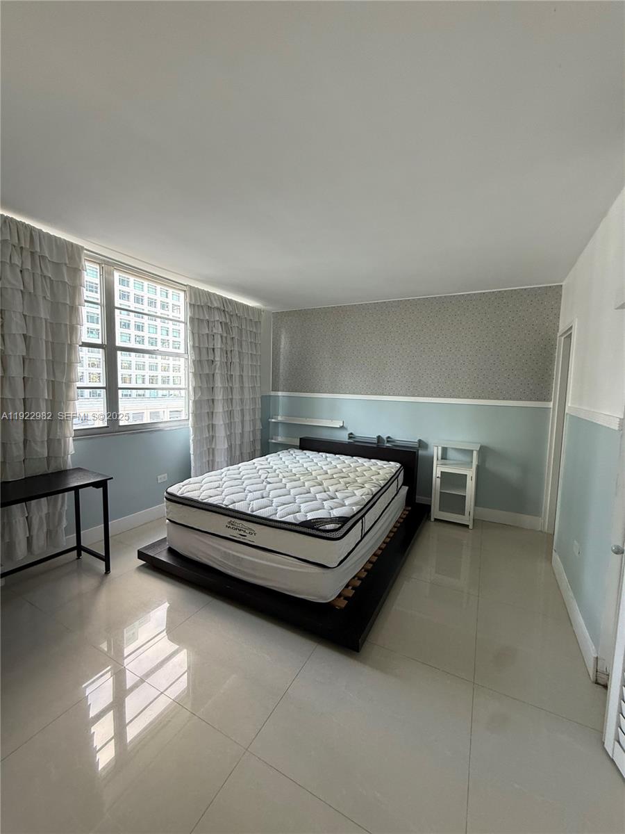 FOUR AMBASSADORS CONDO PH - Residential Lease