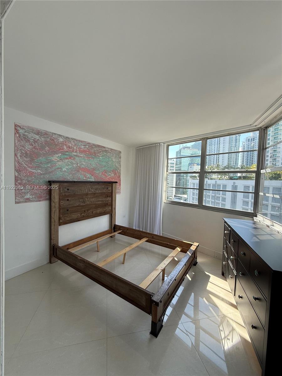 FOUR AMBASSADORS CONDO PH - Residential Lease