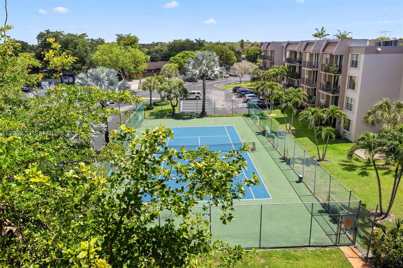 VILLAGE AT THE FALLS COND - Residential