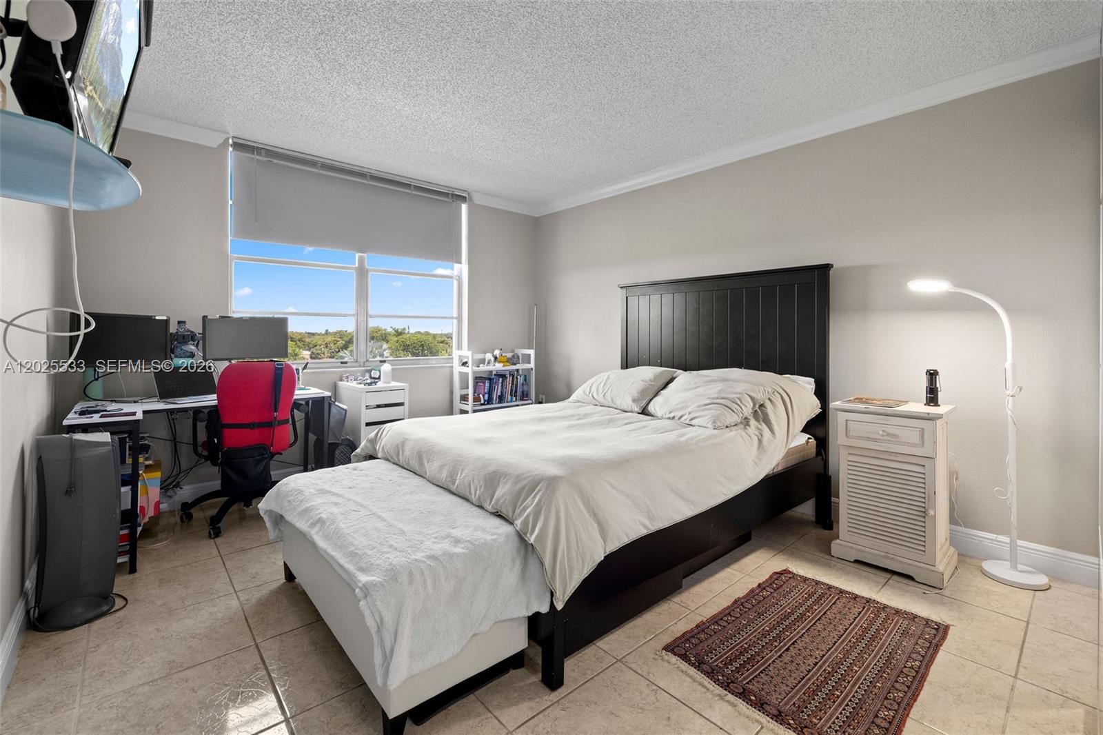 VILLAGE AT THE FALLS COND - Residential