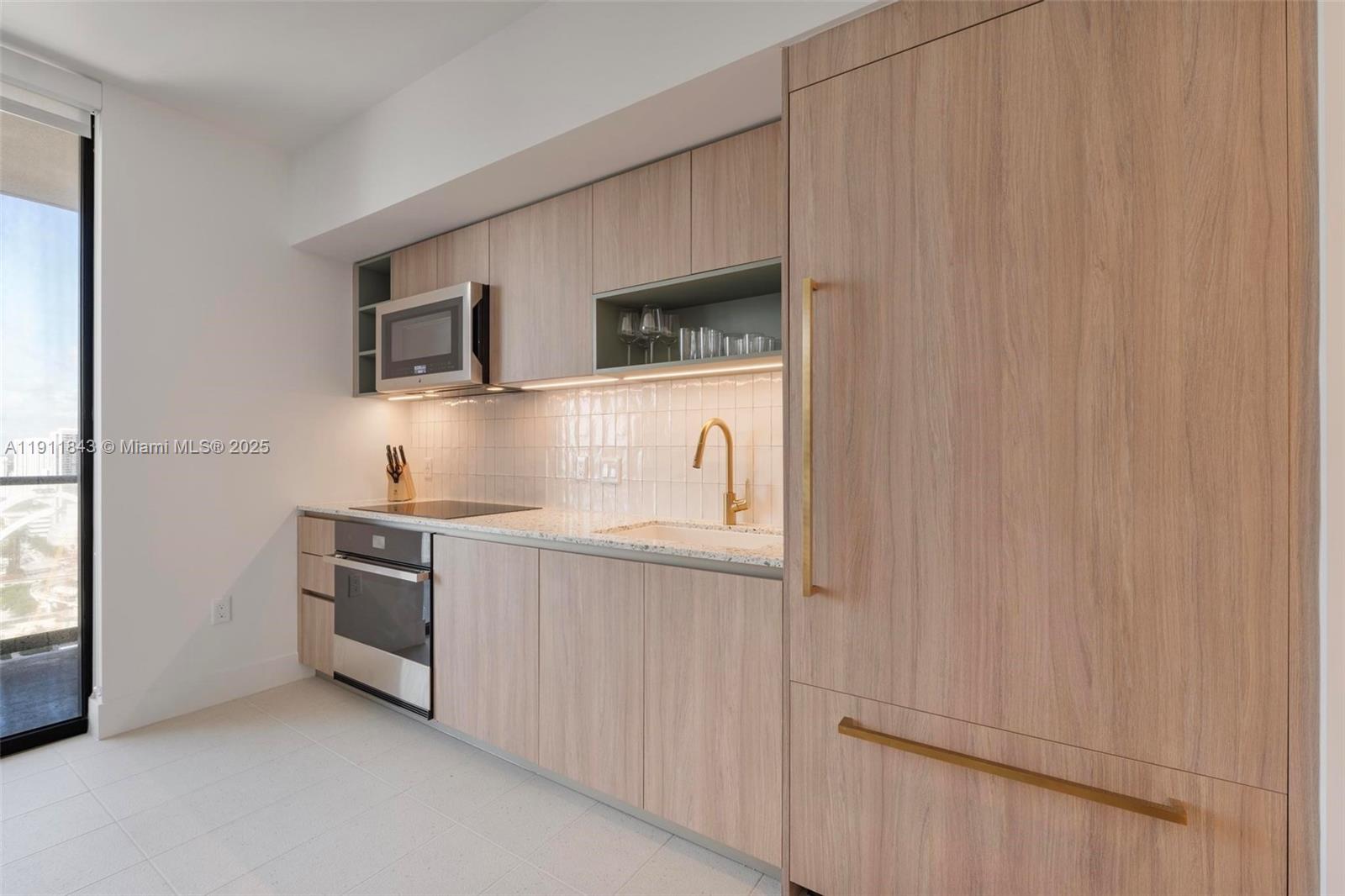 Natiivo / Gale Miami - Residential