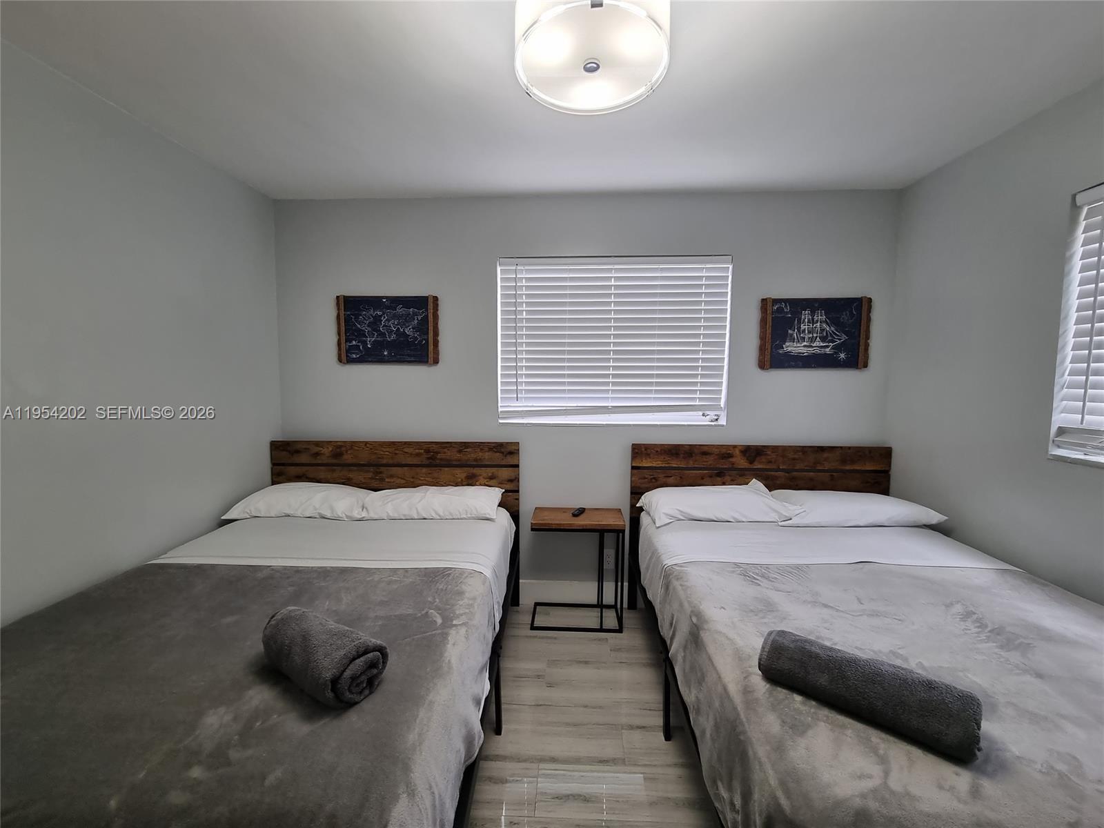 TROPICAL HAVEN - Residential