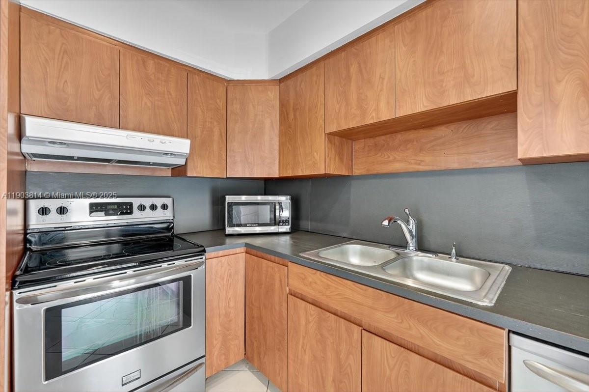 C GAB CRAFTS SEC - Residential Lease