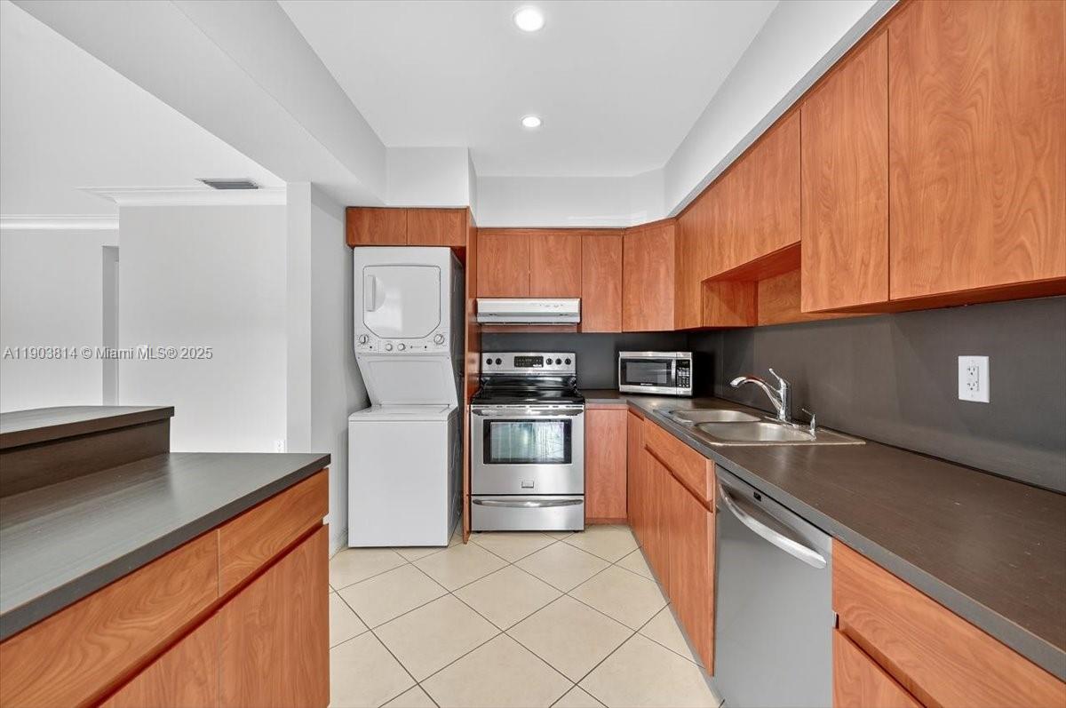 C GAB CRAFTS SEC - Residential Lease