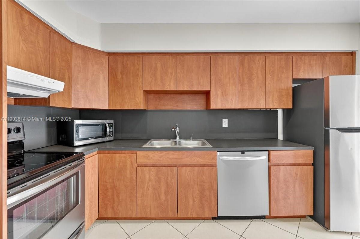 C GAB CRAFTS SEC - Residential Lease