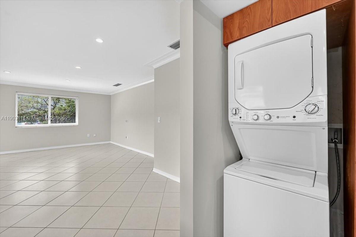 C GAB CRAFTS SEC - Residential Lease