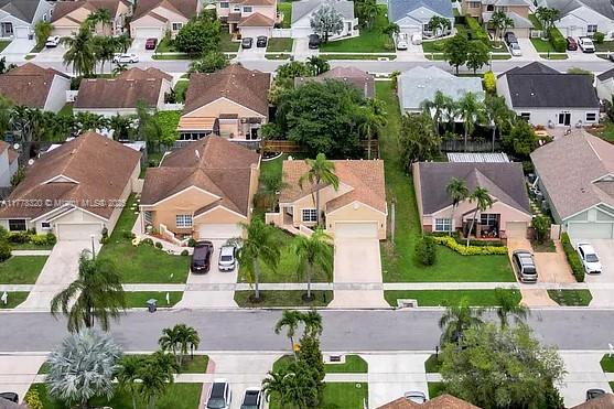 TRENDS AT BOCA RATON UNIT - Residential Lease