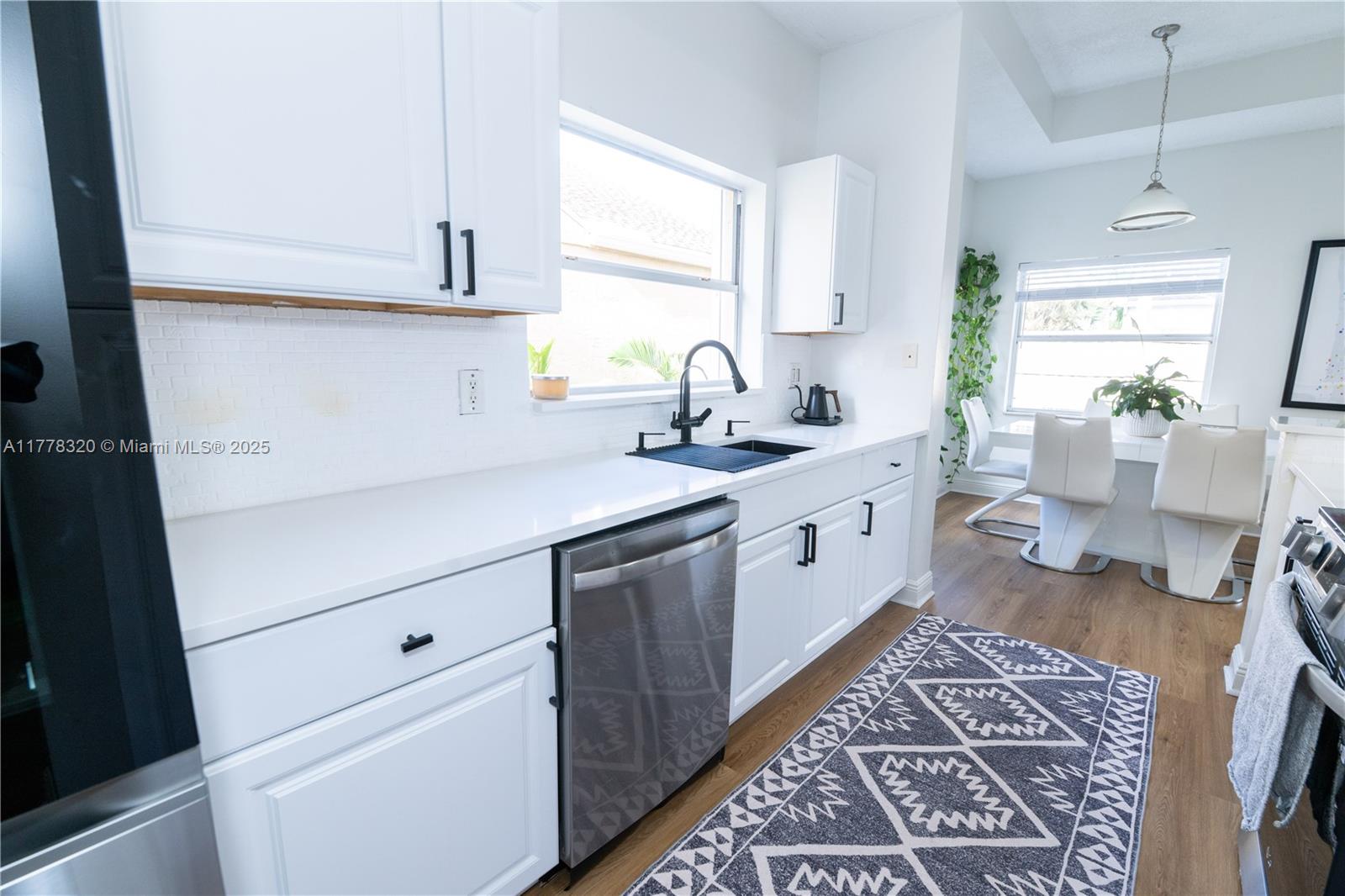 TRENDS AT BOCA RATON UNIT - Residential Lease