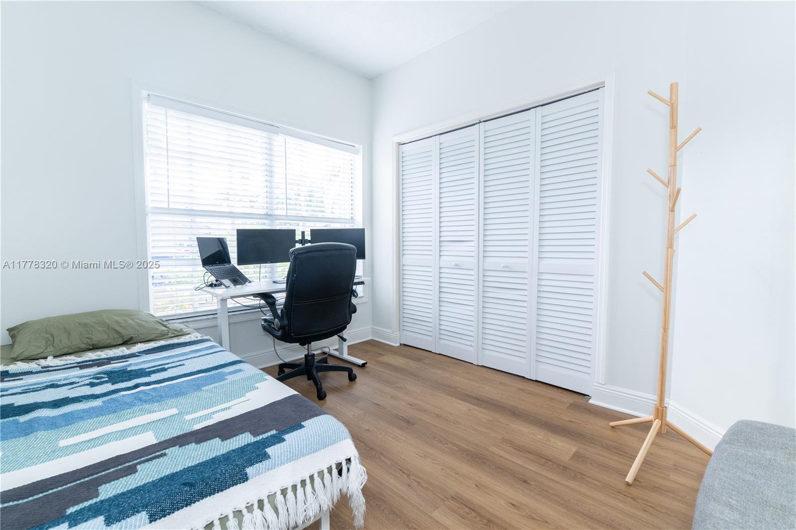 TRENDS AT BOCA RATON UNIT - Residential Lease