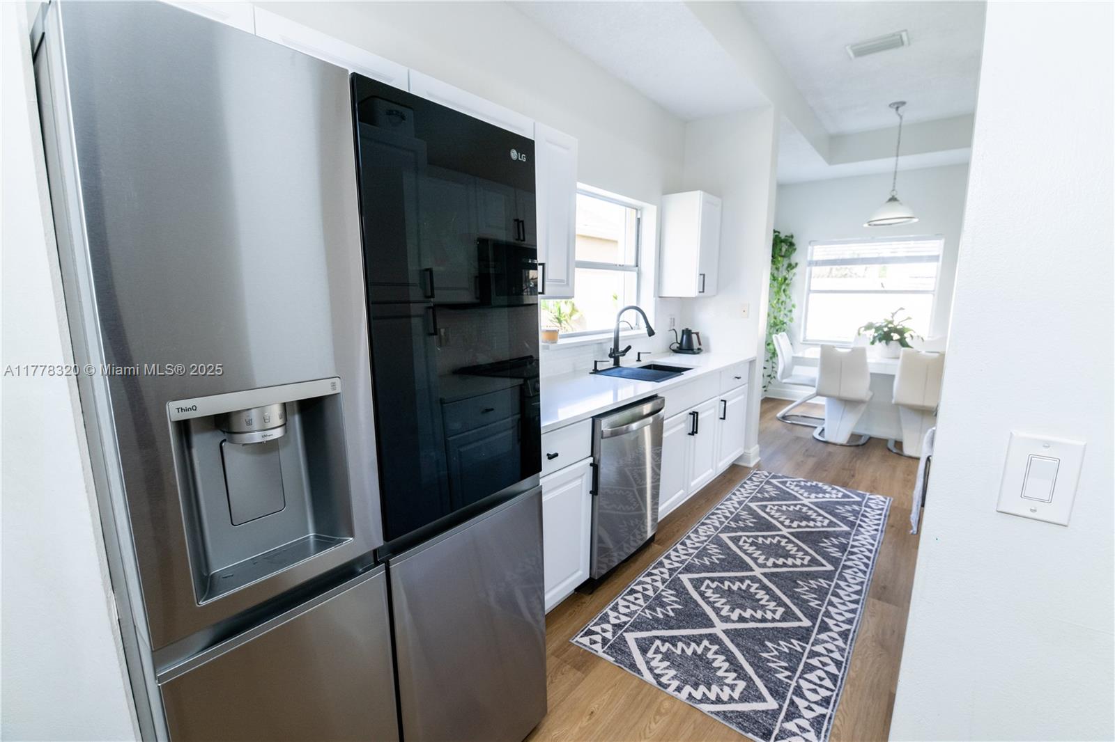 TRENDS AT BOCA RATON UNIT - Residential Lease