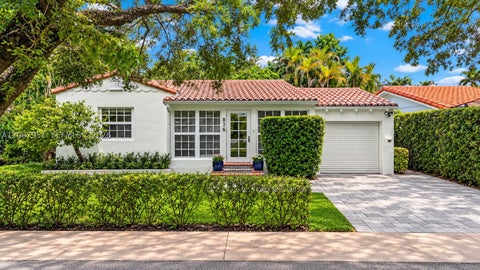 Photo of 836 Alberca St, Coral Gables, FL 33134 (MLS # A12087951)