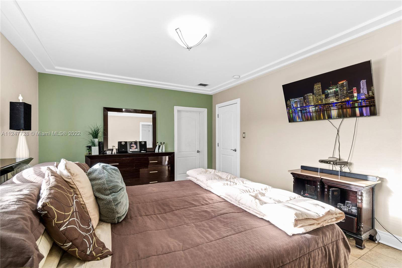 RIVERDALE ESTATES SEC 2 - Residential