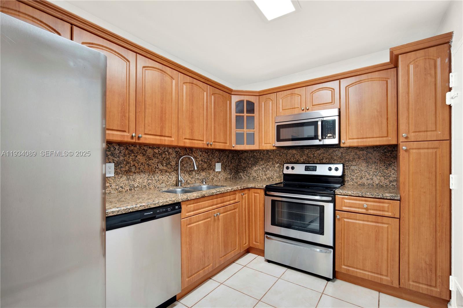 COASTAL TOWERS CONDO - Residential