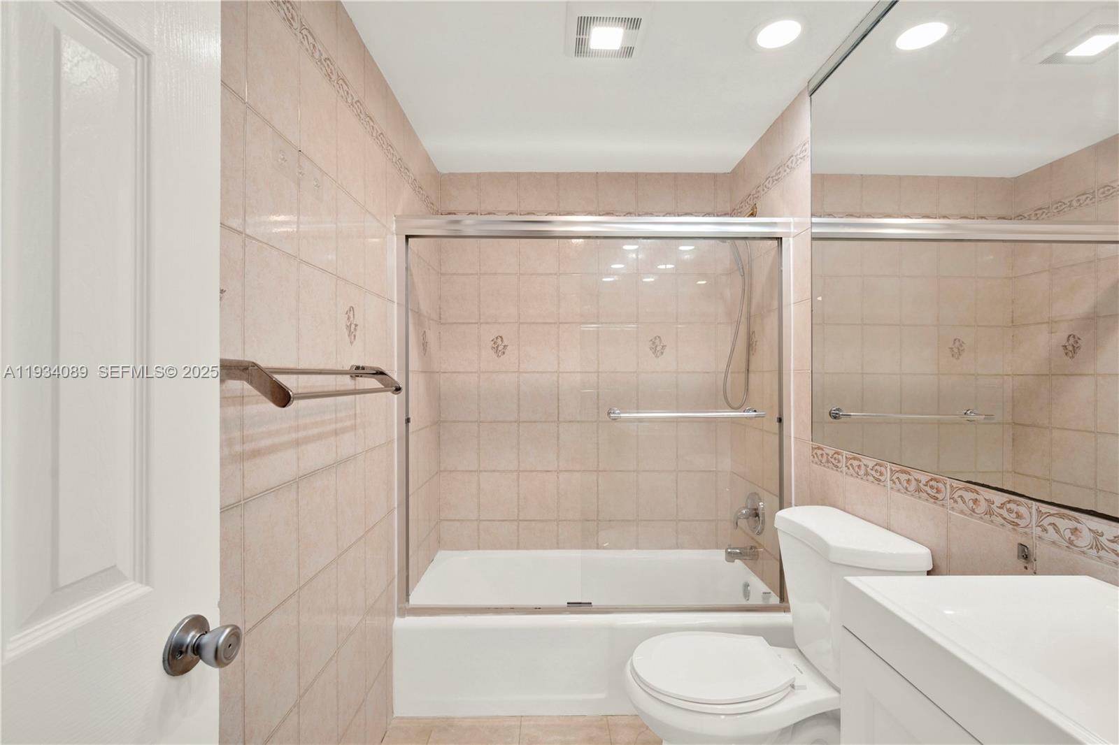 COASTAL TOWERS CONDO - Residential