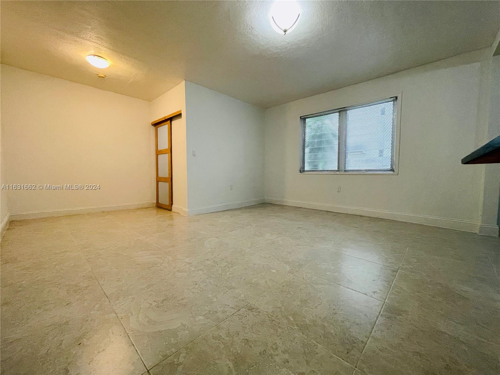 THE DOVE CONDO - Residential Lease