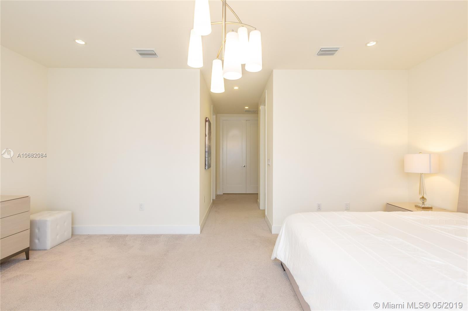 LANDMARK AT DORAL - Residential Lease