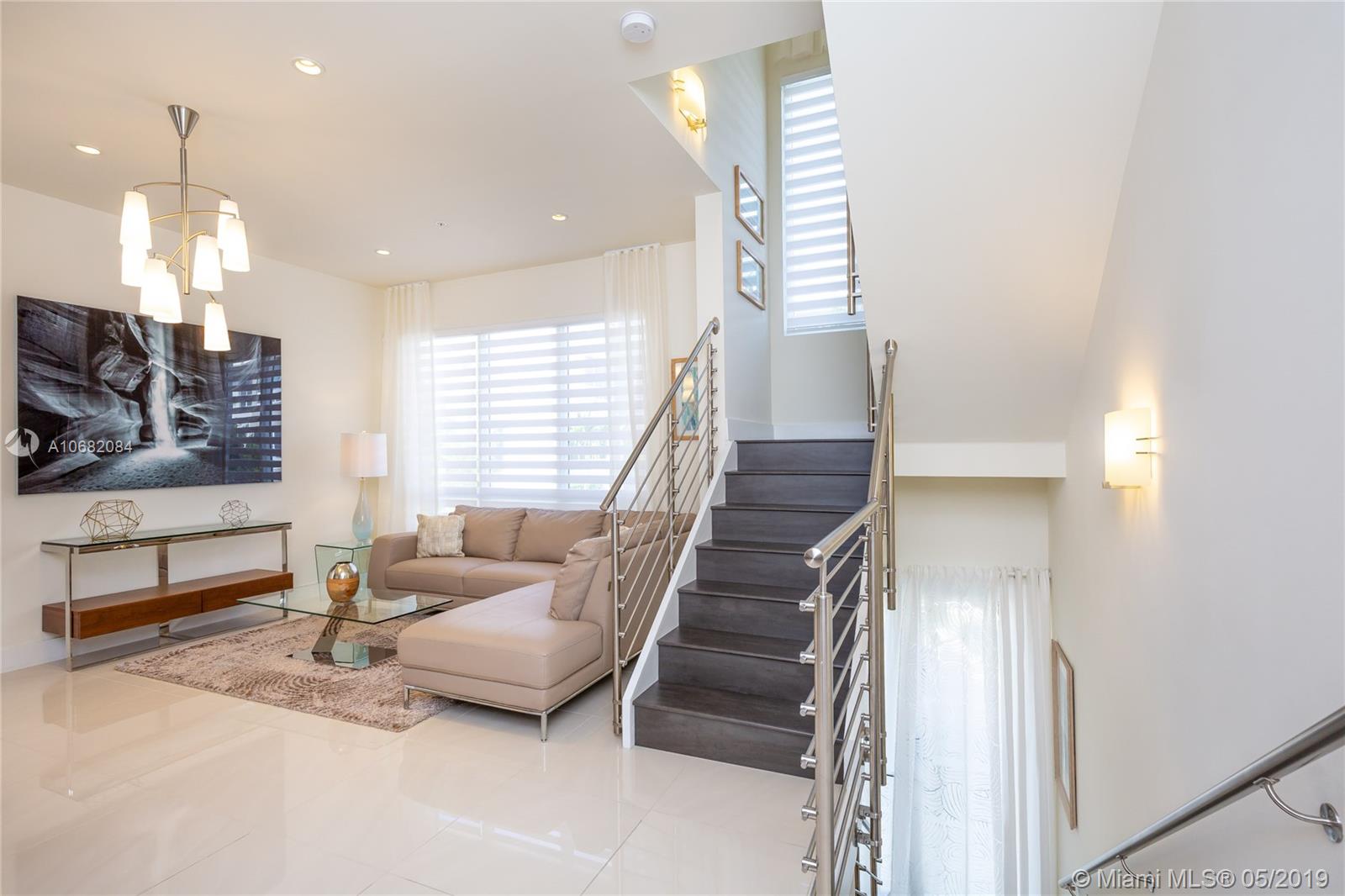 LANDMARK AT DORAL - Residential Lease