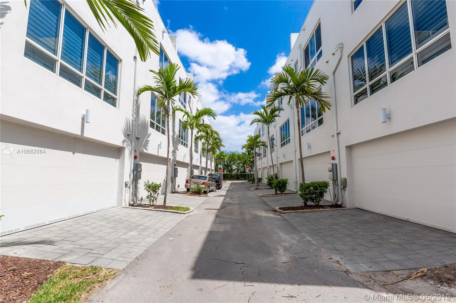 LANDMARK AT DORAL - Residential Lease