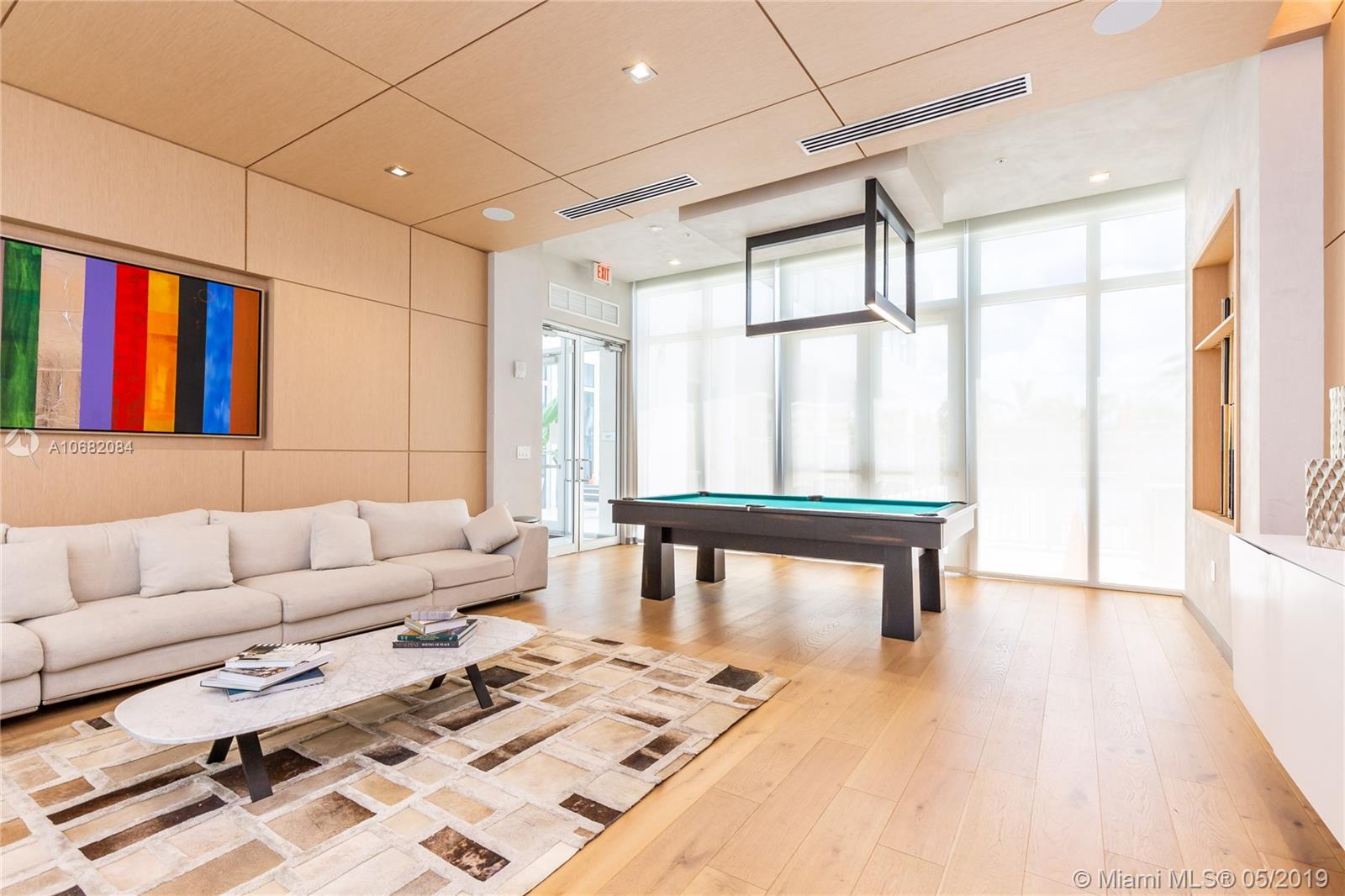 LANDMARK AT DORAL - Residential Lease