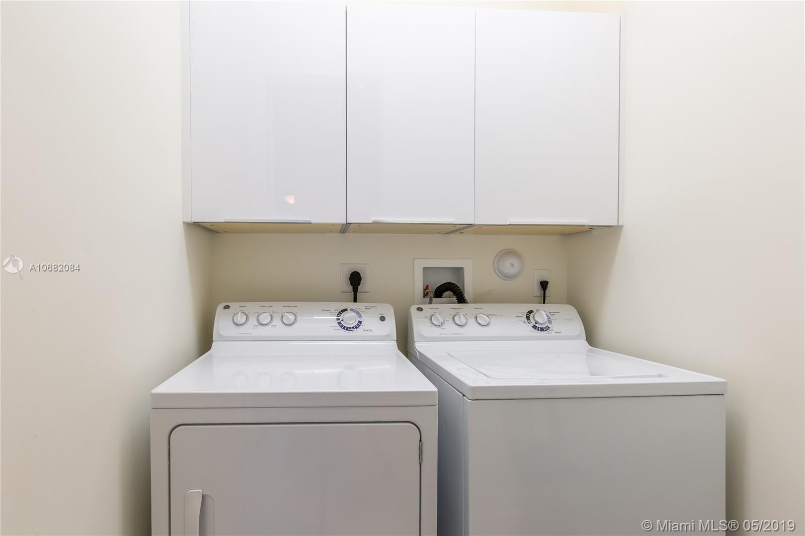 LANDMARK AT DORAL - Residential Lease
