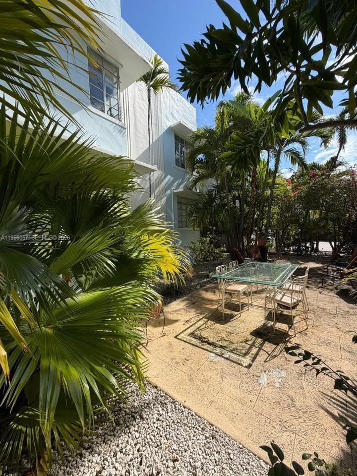 JEFFERSON HEIGHTS CONDOMI - Residential Lease