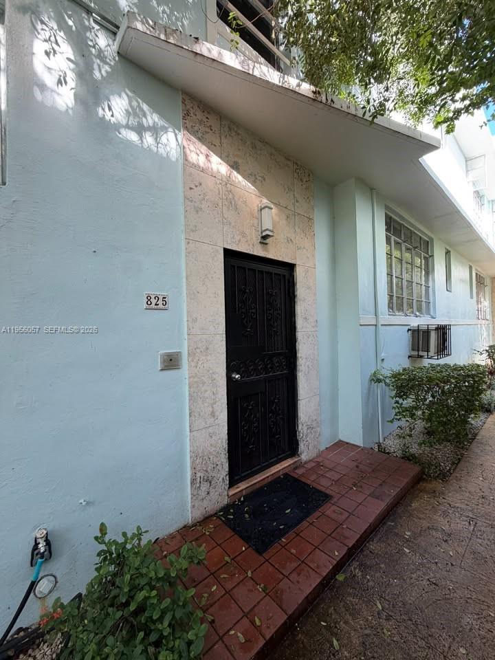 JEFFERSON HEIGHTS CONDOMI - Residential Lease