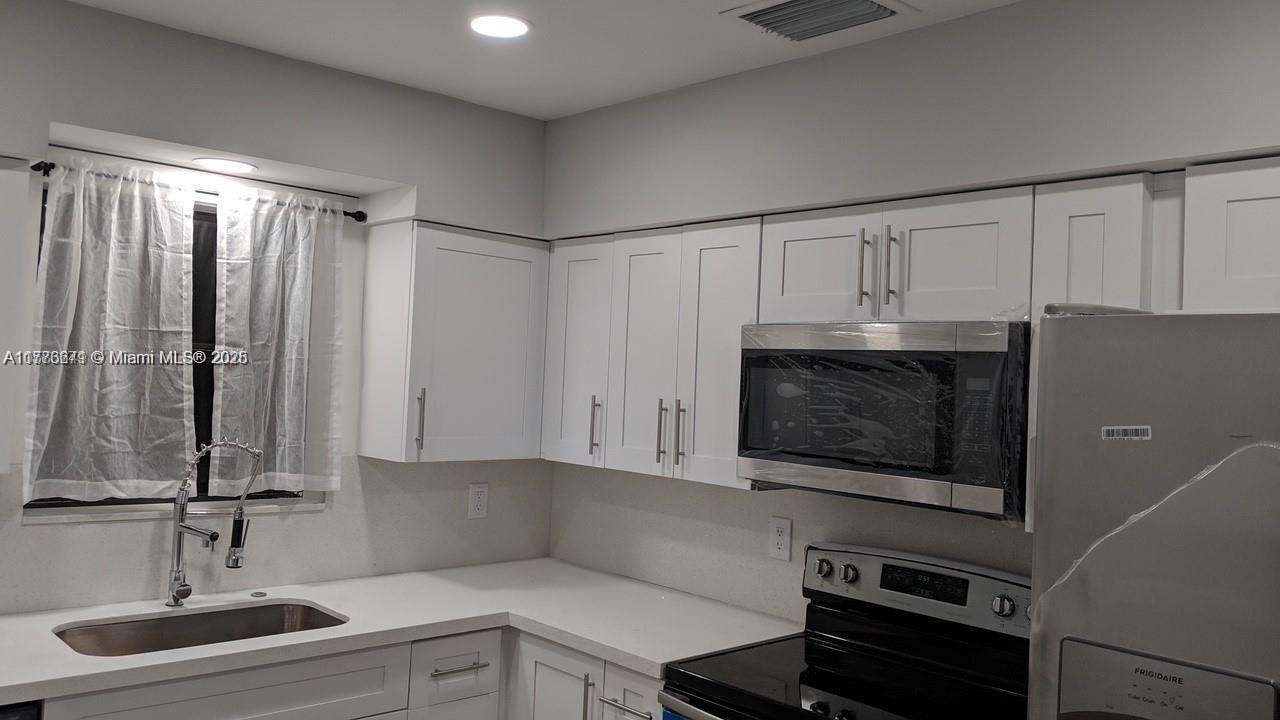 LINWOOD GARDENS - Residential