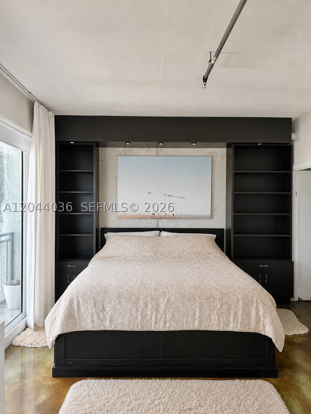 455 NE 25th St 806