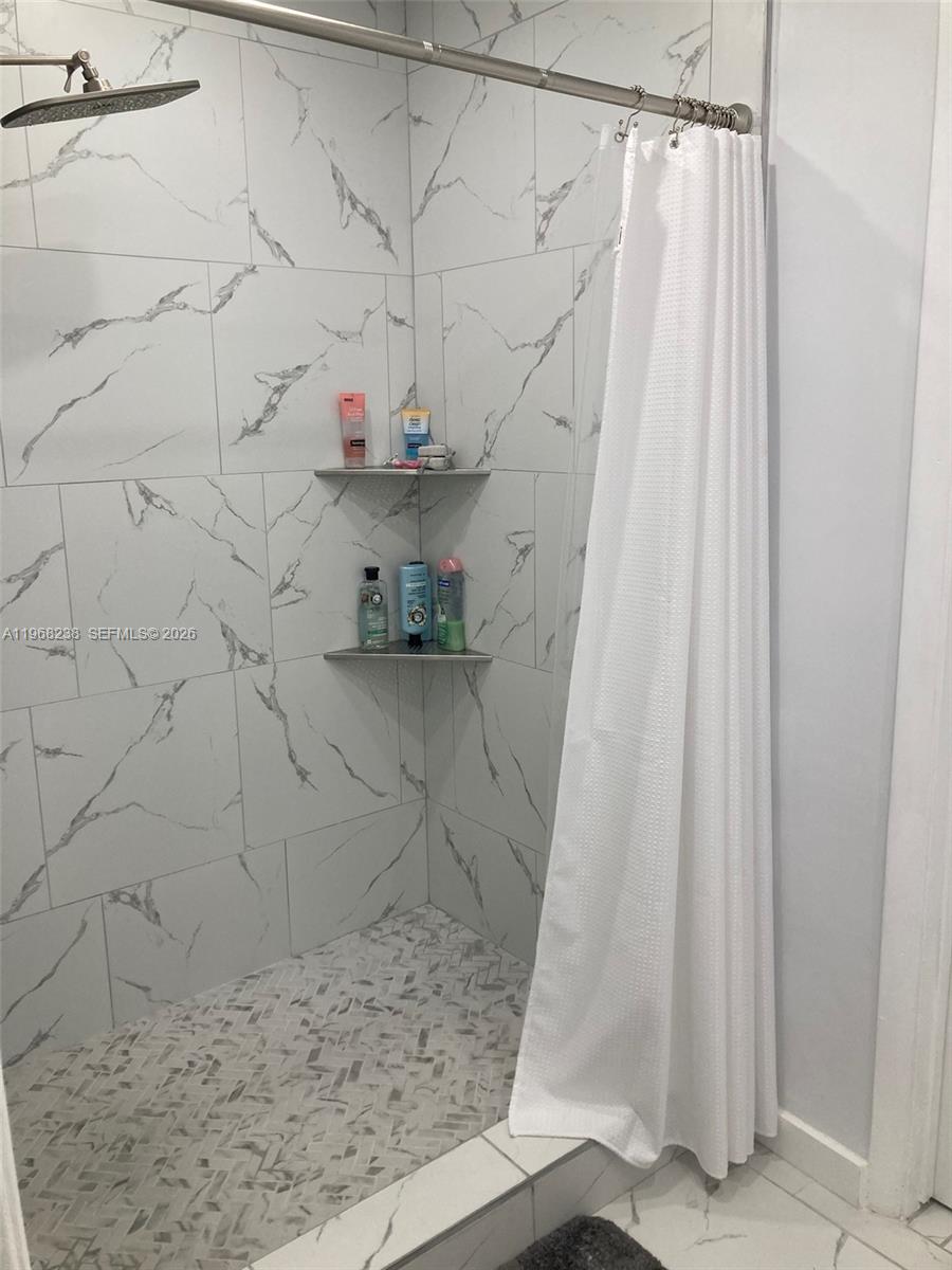 PANACHE SEC 1 - Residential