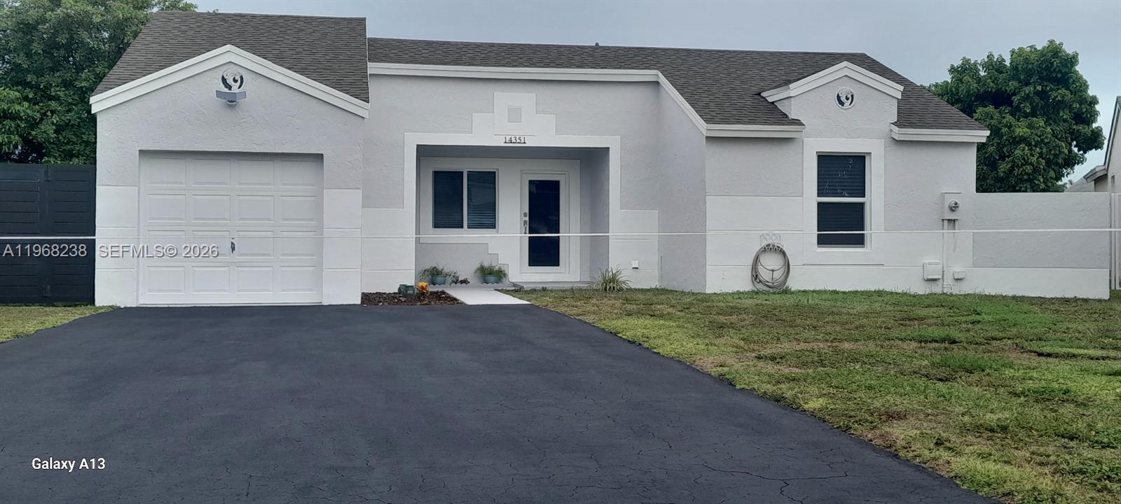 PANACHE SEC 1 - Residential