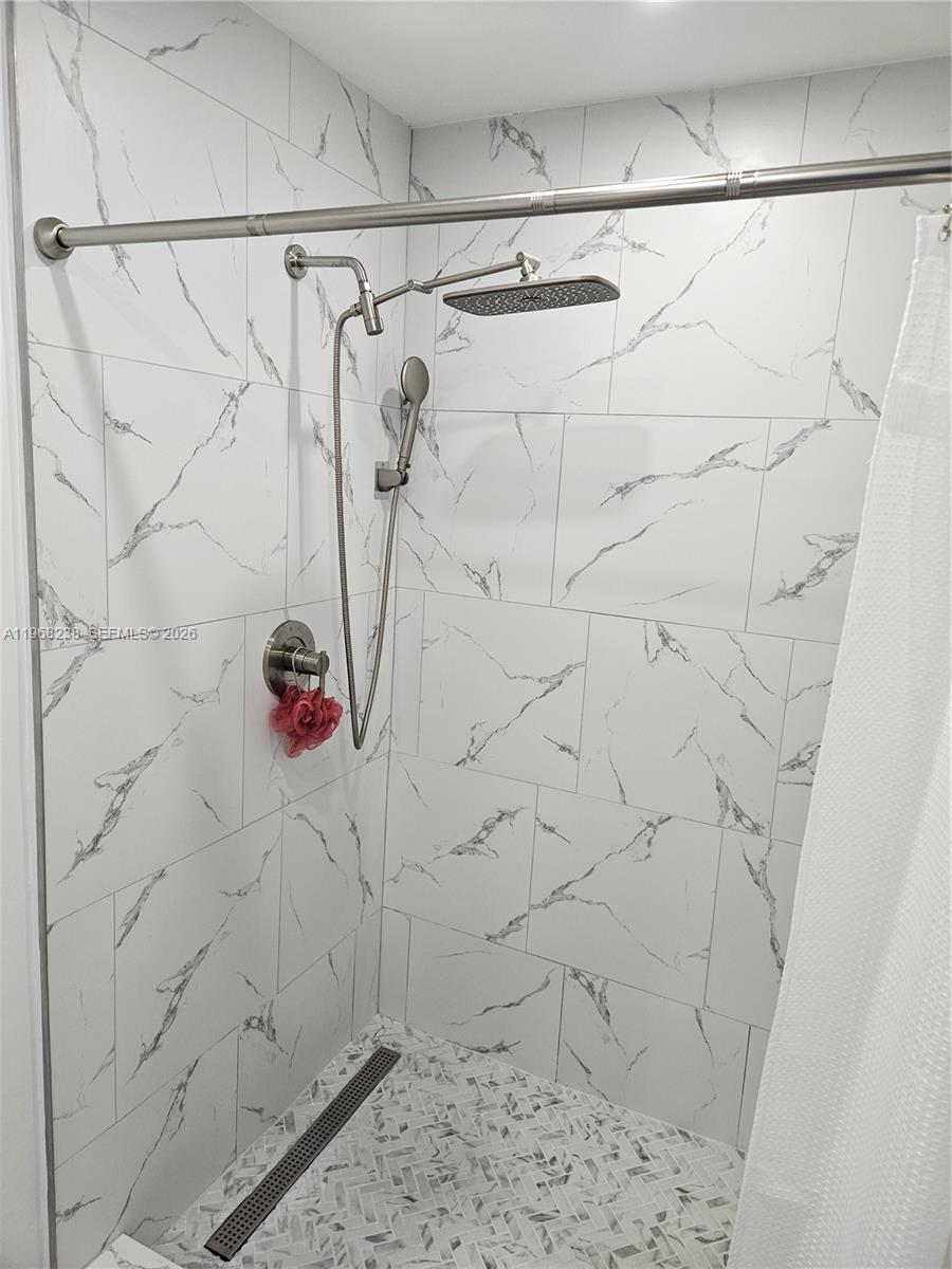 PANACHE SEC 1 - Residential