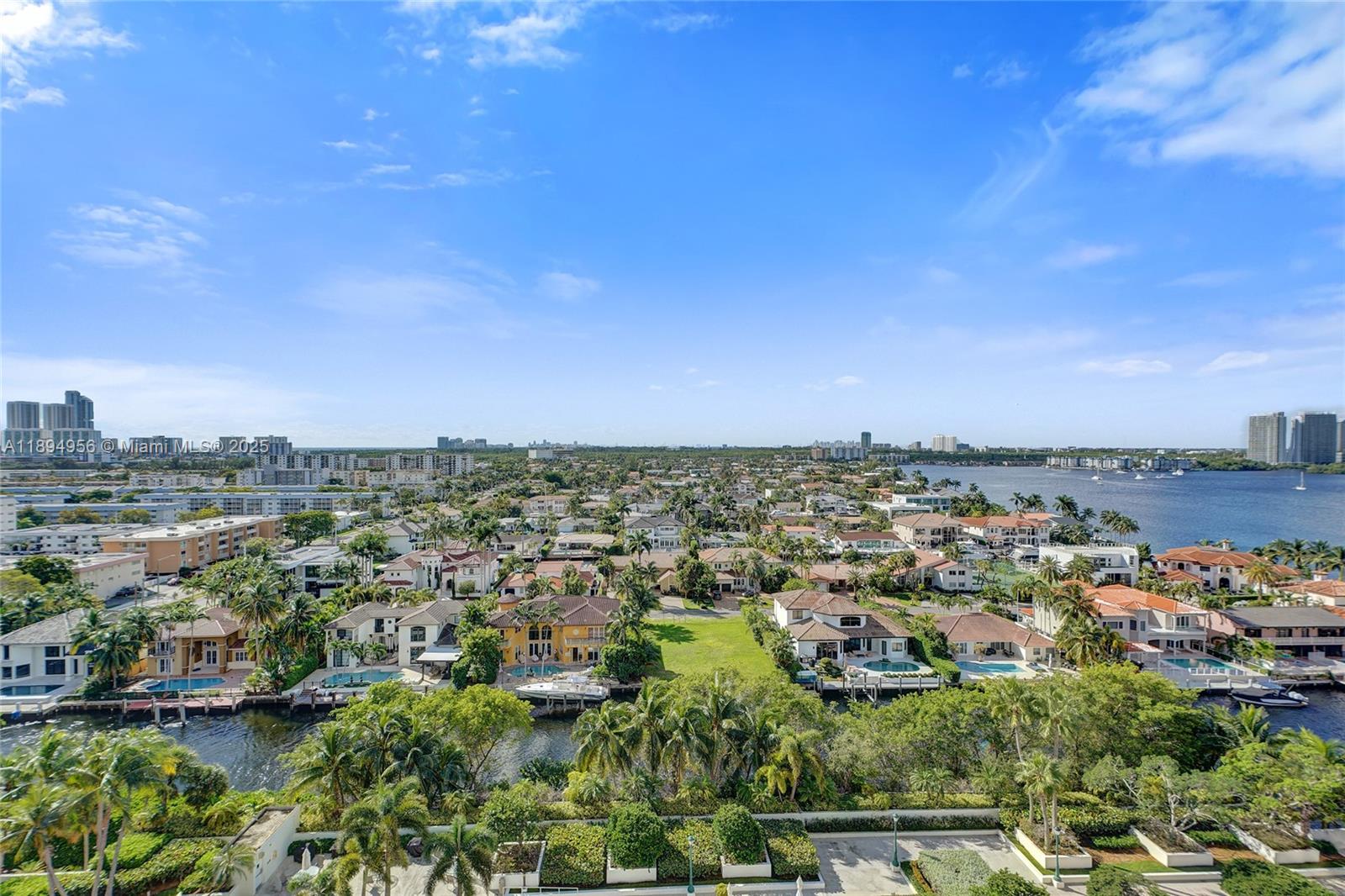 1000 ISL BLVD WILLIAMS IS - Residential