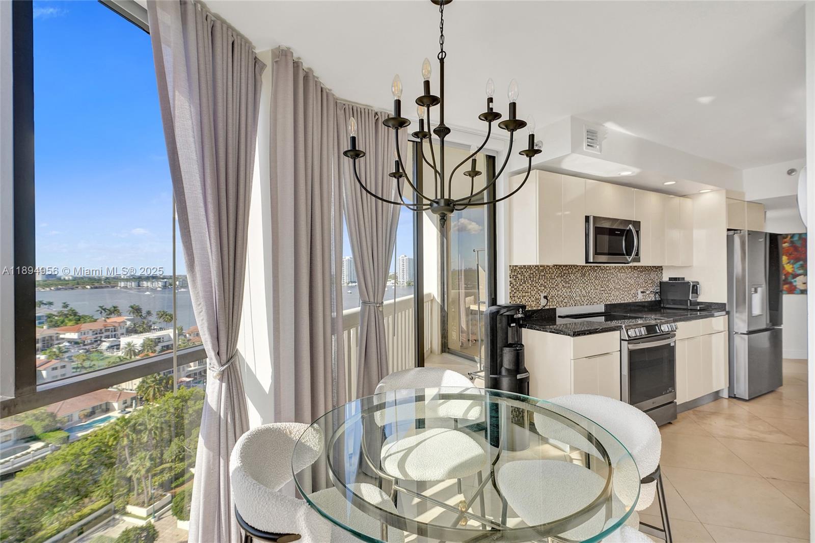 1000 ISL BLVD WILLIAMS IS - Residential