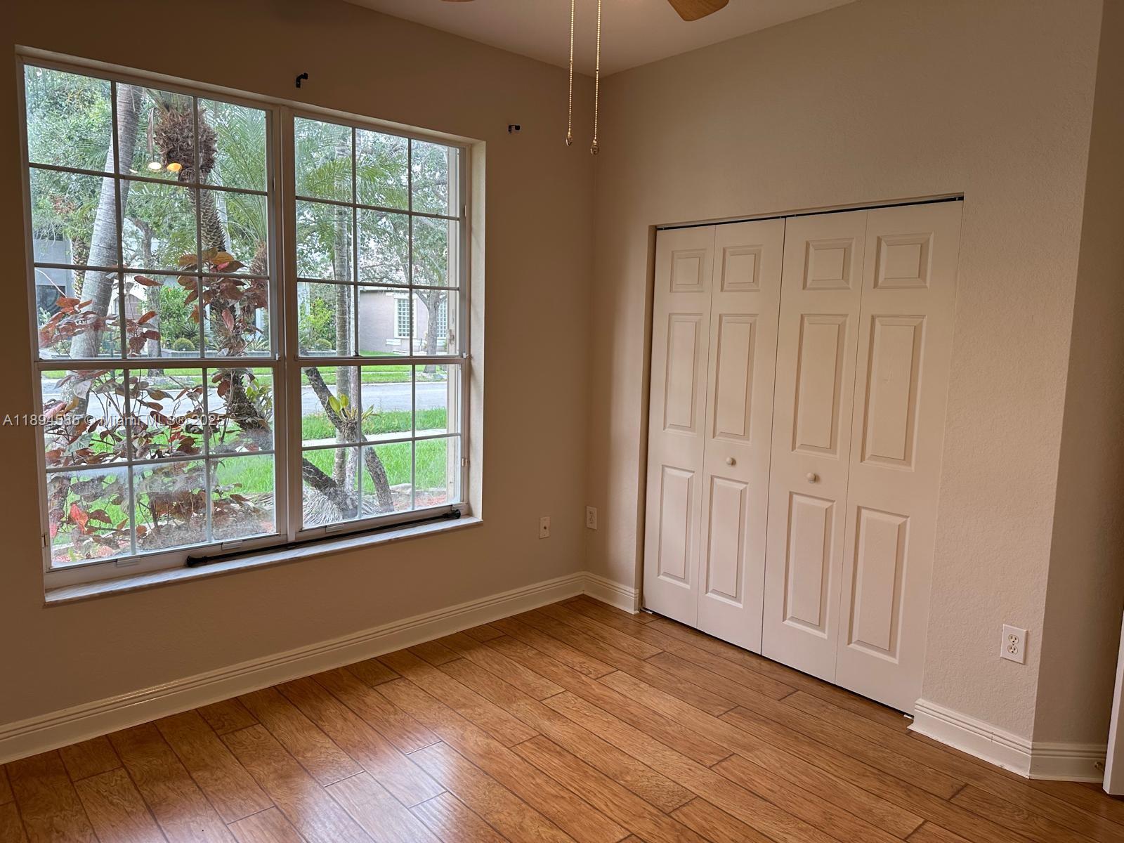 SUNSET LAKES PLAT THREE - Residential