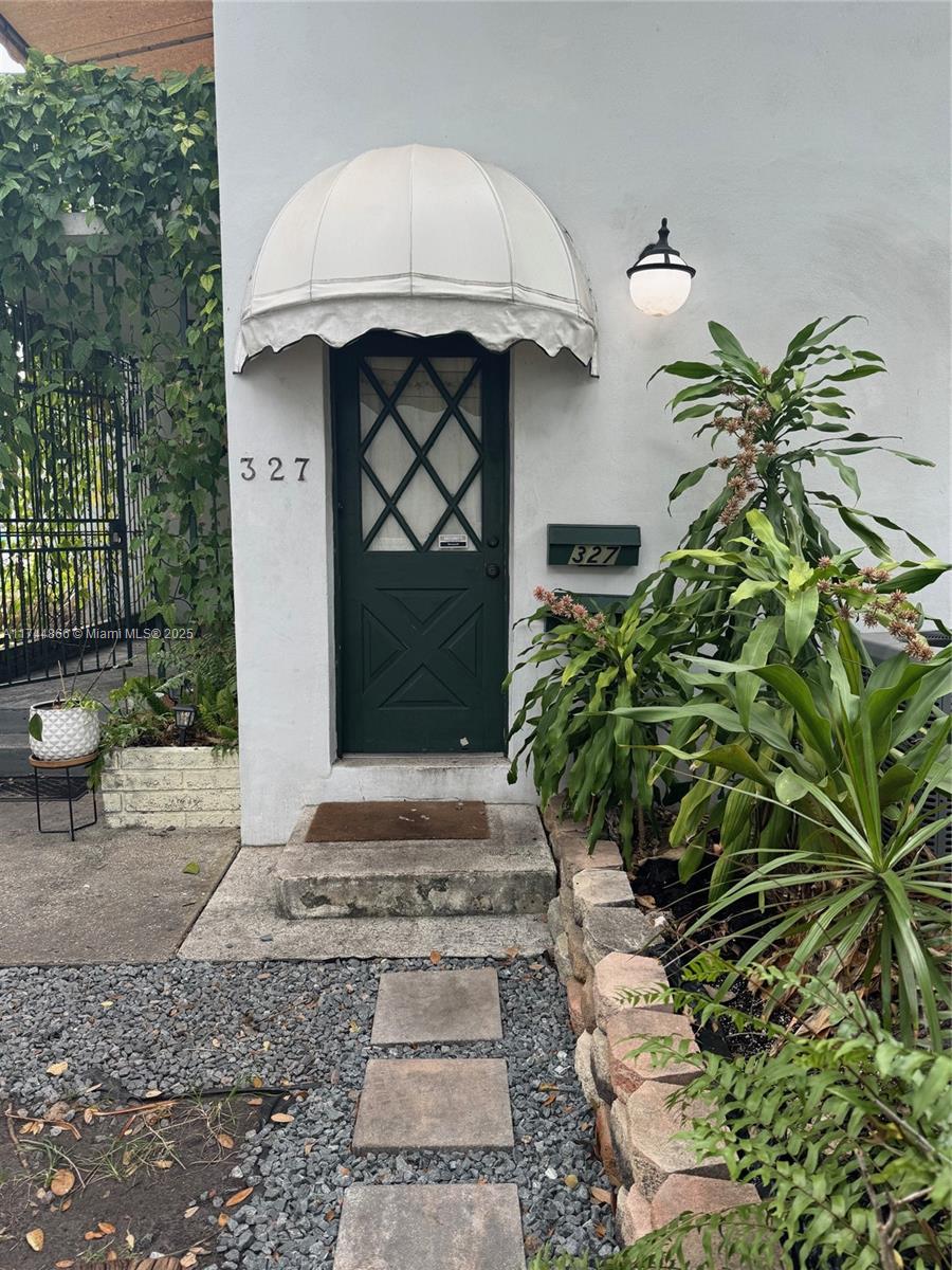 Discover this charming duplex located at Bird Road in the heart of Coral Gables. This property offers a unique opportunity with its spacious layout and prime location, providing easy access to local amenities, parks, and schools. Ideal for both investors and homeowners looking for a dual-living arrangement. Don't miss the chance to explore its potential!"Two units with 2 beds/2 bath potencial for 3 bedrooms unit with easily remodelation. The land on the side of this property is also for sale . Must be sold together duplex with Land