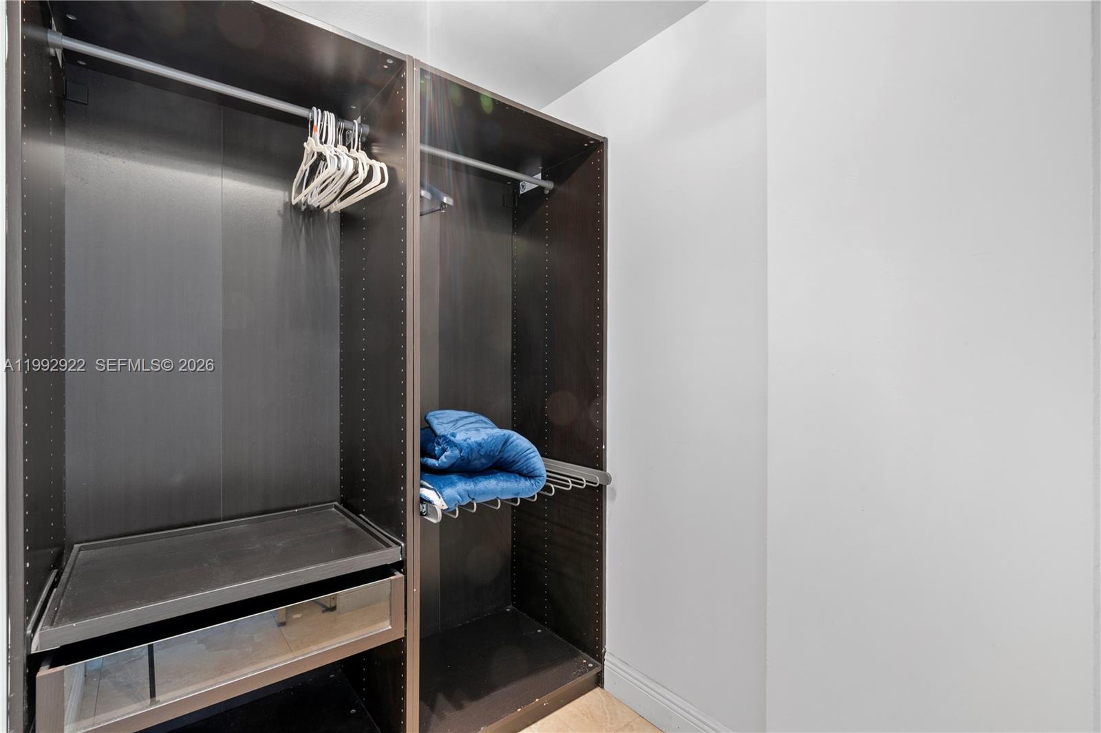 FORTUNE HOUSE CONDO - Residential