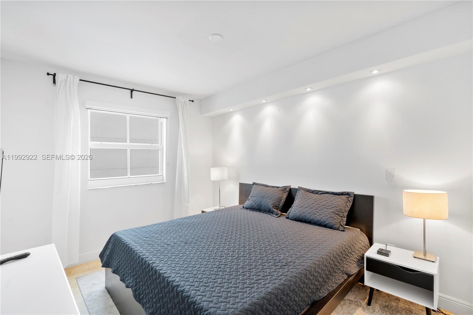 FORTUNE HOUSE CONDO - Residential