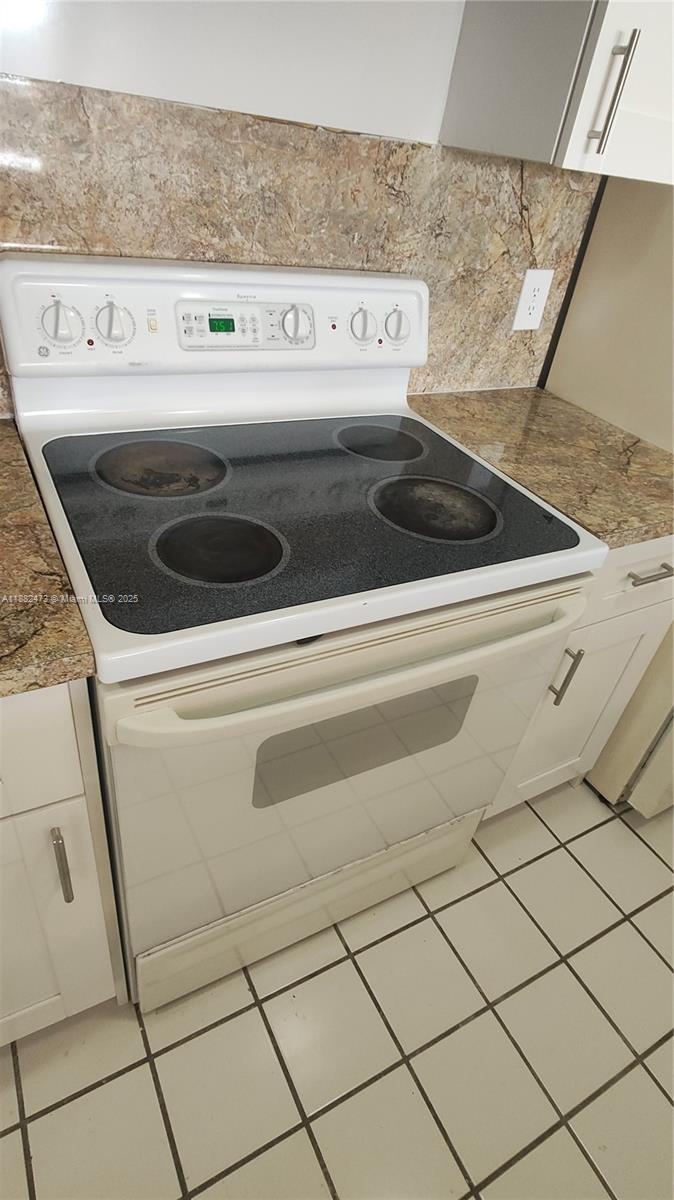 LAS VISTAS AT DORAL CONDO - Residential Lease