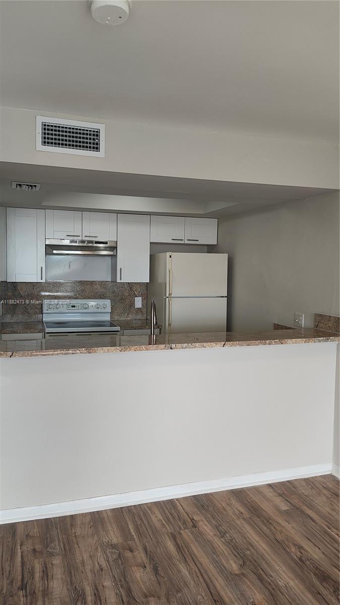 LAS VISTAS AT DORAL CONDO - Residential Lease